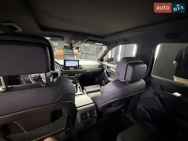 Сірий Ауді Ку 5, об'ємом двигуна 1.98 л та пробігом 1 тис. км за 59500 $, фото 30 на Automoto.ua