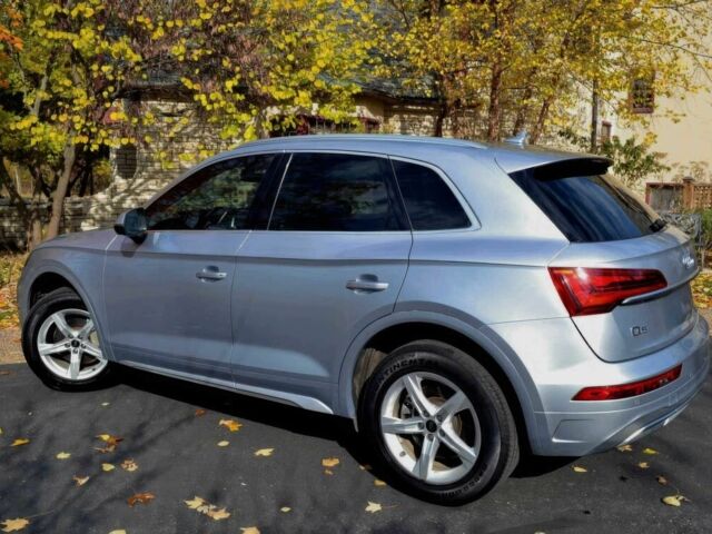 Сірий Ауді Ку 5, об'ємом двигуна 2 л та пробігом 29 тис. км за 15600 $, фото 4 на Automoto.ua