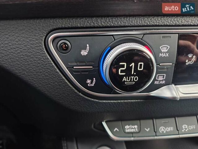 Серый Ауди Ку 5, объемом двигателя 1.98 л и пробегом 22 тыс. км за 35800 $, фото 53 на Automoto.ua