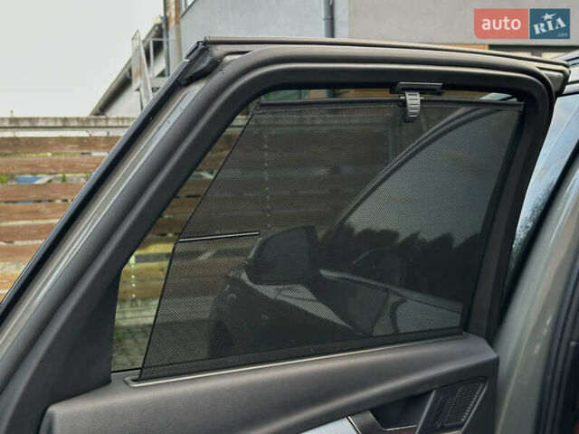 Серый Ауди Ку 5, объемом двигателя 2 л и пробегом 18 тыс. км за 36999 $, фото 71 на Automoto.ua