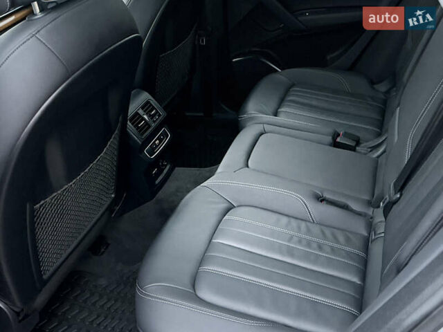 Сірий Ауді Ку 5, об'ємом двигуна 1.98 л та пробігом 43 тис. км за 33999 $, фото 23 на Automoto.ua