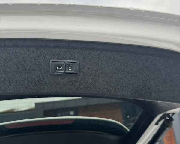 Серый Ауди Ку 5, объемом двигателя 2 л и пробегом 25 тыс. км за 38500 $, фото 18 на Automoto.ua