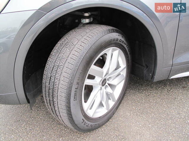 Серый Ауди Ку 5, объемом двигателя 1.98 л и пробегом 22 тыс. км за 44500 $, фото 19 на Automoto.ua