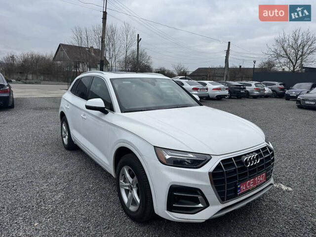 Серый Ауди Ку 5, объемом двигателя 2 л и пробегом 25 тыс. км за 38500 $, фото 2 на Automoto.ua