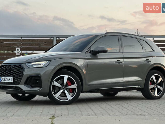 Серый Ауди Ку 5, объемом двигателя 2 л и пробегом 18 тыс. км за 36999 $, фото 1 на Automoto.ua