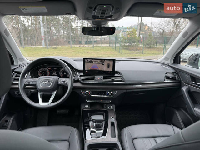 Серый Ауди Ку 5, объемом двигателя 1.98 л и пробегом 31 тыс. км за 35999 $, фото 12 на Automoto.ua