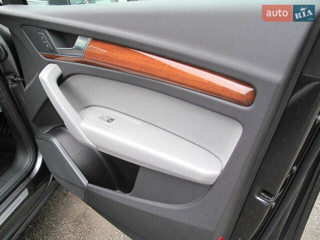 Серый Ауди Ку 5, объемом двигателя 1.98 л и пробегом 22 тыс. км за 44500 $, фото 85 на Automoto.ua