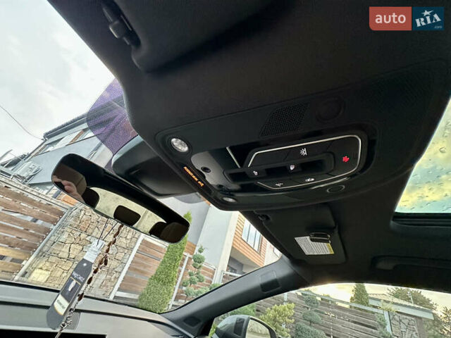 Серый Ауди Ку 5, объемом двигателя 2 л и пробегом 18 тыс. км за 36999 $, фото 62 на Automoto.ua