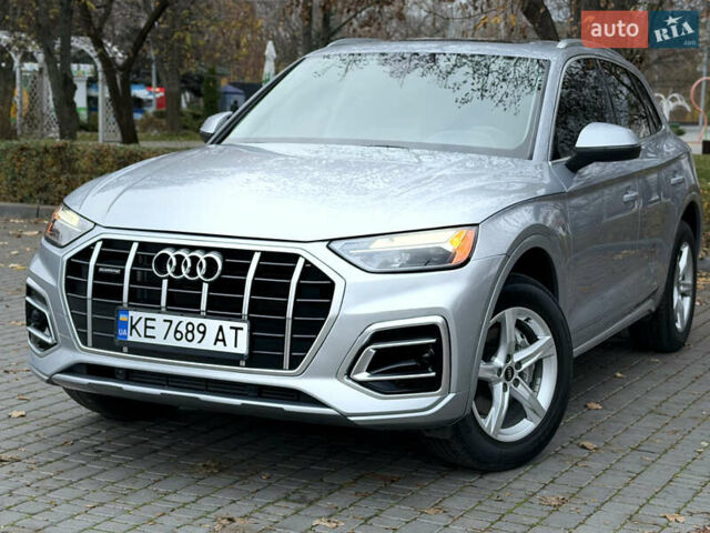 Сірий Ауді Ку 5, об'ємом двигуна 1.98 л та пробігом 43 тис. км за 33999 $, фото 4 на Automoto.ua