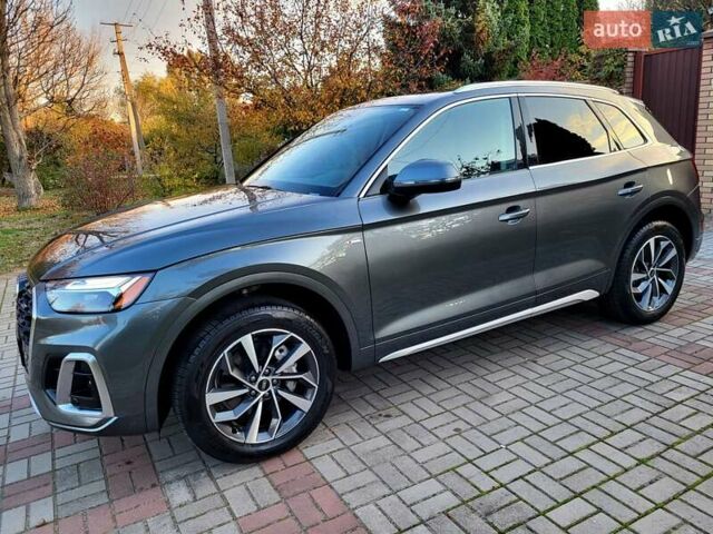 Сірий Ауді Ку 5, об'ємом двигуна 2 л та пробігом 10 тис. км за 39999 $, фото 3 на Automoto.ua