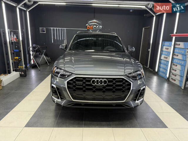 Сірий Ауді Ку 5, об'ємом двигуна 1.98 л та пробігом 1 тис. км за 59500 $, фото 2 на Automoto.ua