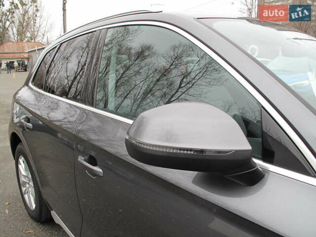 Серый Ауди Ку 5, объемом двигателя 1.98 л и пробегом 22 тыс. км за 44500 $, фото 22 на Automoto.ua