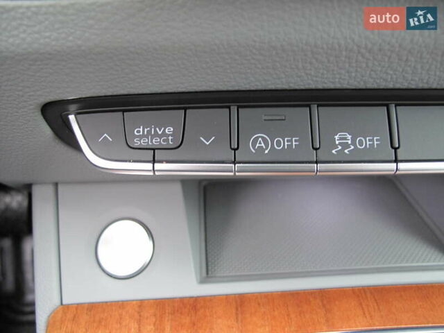 Серый Ауди Ку 5, объемом двигателя 1.98 л и пробегом 22 тыс. км за 44500 $, фото 133 на Automoto.ua