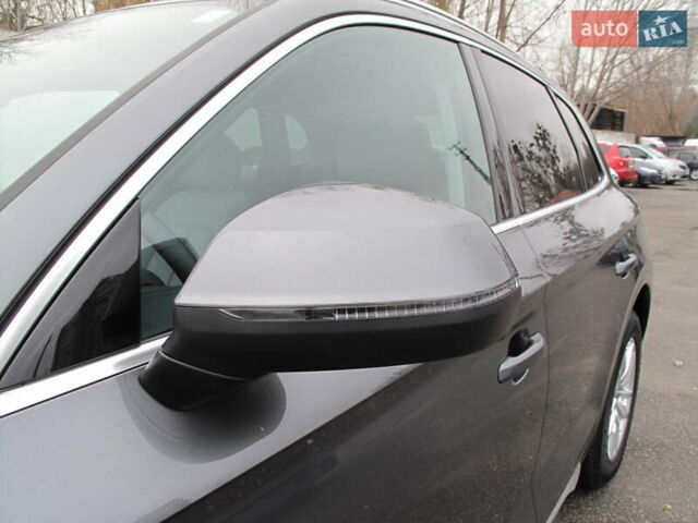 Серый Ауди Ку 5, объемом двигателя 1.98 л и пробегом 22 тыс. км за 44500 $, фото 16 на Automoto.ua