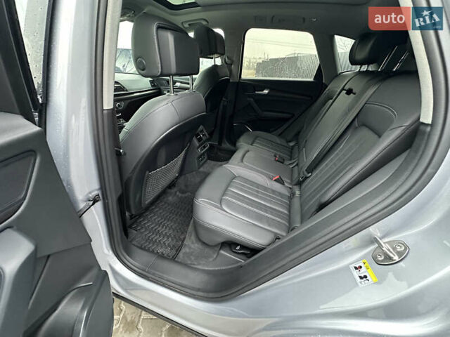 Серый Ауди Ку 5, объемом двигателя 1.98 л и пробегом 65 тыс. км за 38000 $, фото 9 на Automoto.ua