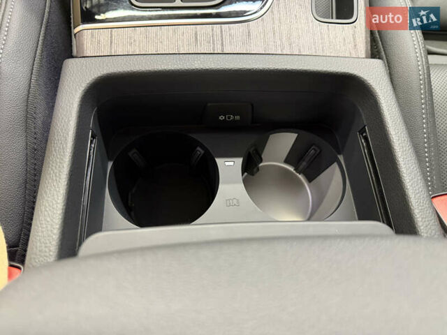 Сірий Ауді Ку 5, об'ємом двигуна 1.98 л та пробігом 1 тис. км за 59500 $, фото 22 на Automoto.ua