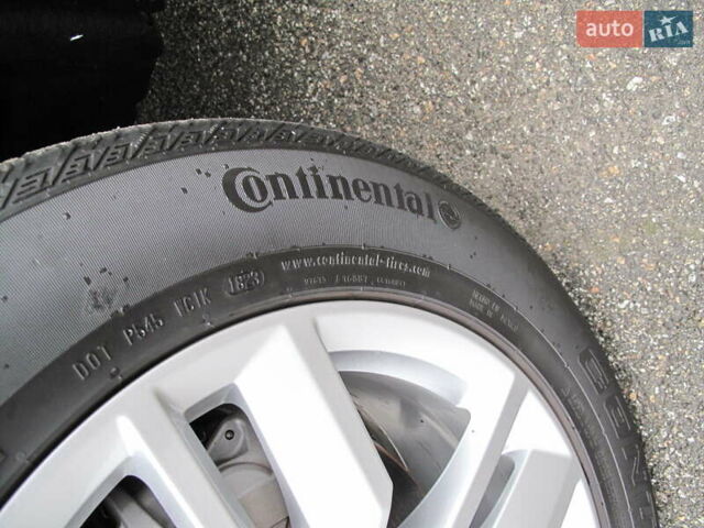 Серый Ауди Ку 5, объемом двигателя 1.98 л и пробегом 22 тыс. км за 44500 $, фото 27 на Automoto.ua