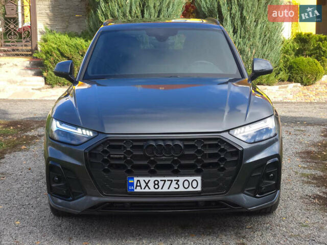 Ауди Ку 5 2023 в Харькове на Automoto.ua Серый Ауди Ку 5, объемом двигателя 1.98 л и пробегом 21 тыс. км за 53000 $, фото 2 на Automoto.ua