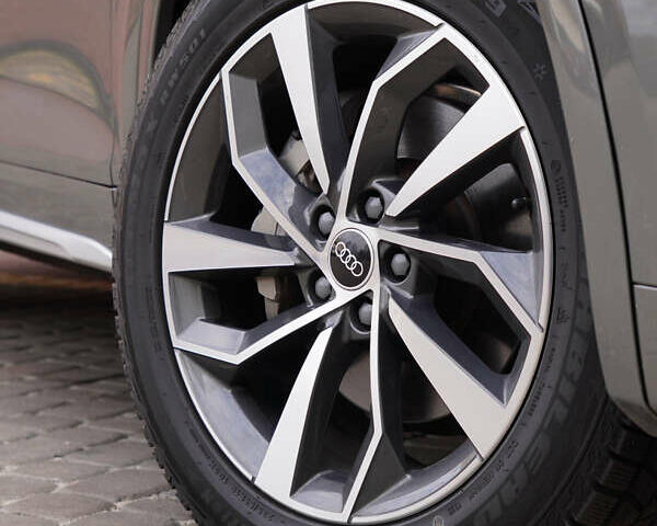 Серый Ауди Ку 5, объемом двигателя 1.98 л и пробегом 71 тыс. км за 34999 $, фото 10 на Automoto.ua