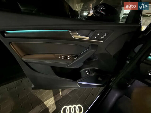 Сірий Ауді Ку 5, об'ємом двигуна 1.98 л та пробігом 1 тис. км за 59500 $, фото 64 на Automoto.ua