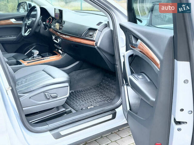 Сірий Ауді Ку 5, об'ємом двигуна 1.98 л та пробігом 43 тис. км за 33999 $, фото 28 на Automoto.ua