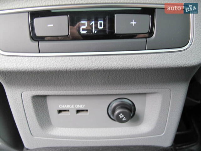 Серый Ауди Ку 5, объемом двигателя 1.98 л и пробегом 22 тыс. км за 44500 $, фото 65 на Automoto.ua