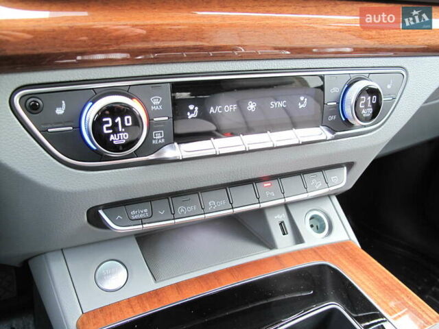 Серый Ауди Ку 5, объемом двигателя 1.98 л и пробегом 22 тыс. км за 44500 $, фото 153 на Automoto.ua