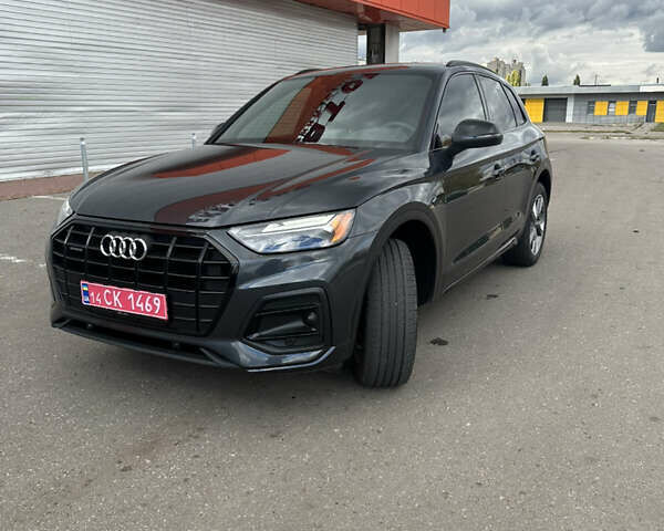 Ауди Ку 5 2023 в Харькове на Automoto.ua Серый Ауди Ку 5, объемом двигателя 1.98 л и пробегом 35 тыс. км за 36700 $, фото 12 на Automoto.ua