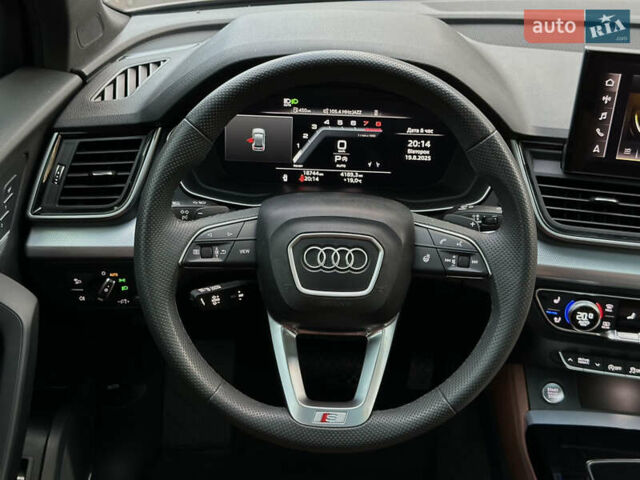 Серый Ауди Ку 5, объемом двигателя 2 л и пробегом 18 тыс. км за 36999 $, фото 77 на Automoto.ua