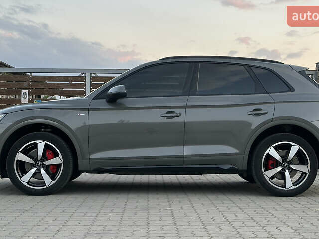 Серый Ауди Ку 5, объемом двигателя 2 л и пробегом 18 тыс. км за 36999 $, фото 11 на Automoto.ua