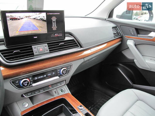 Серый Ауди Ку 5, объемом двигателя 1.98 л и пробегом 22 тыс. км за 44500 $, фото 141 на Automoto.ua