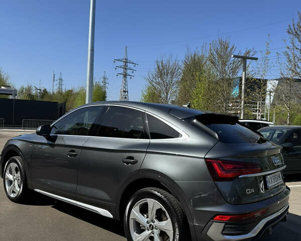 Сірий Ауді Ку 5, об'ємом двигуна 1.98 л та пробігом 9 тис. км за 55600 $, фото 2 на Automoto.ua