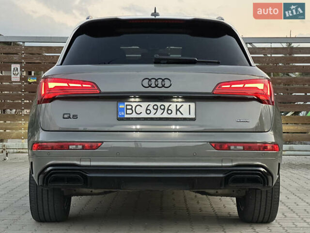 Серый Ауди Ку 5, объемом двигателя 2 л и пробегом 18 тыс. км за 36999 $, фото 34 на Automoto.ua