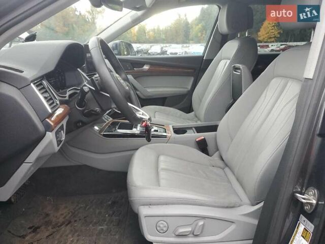 Серый Ауди Ку 5, объемом двигателя 1.98 л и пробегом 45 тыс. км за 15000 $, фото 6 на Automoto.ua