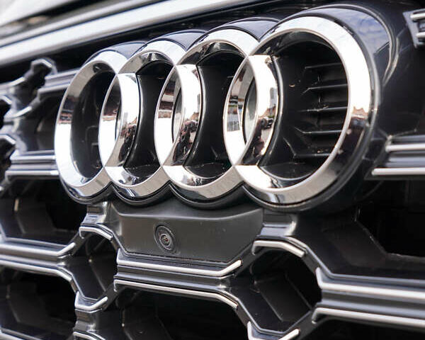 Серый Ауди Ку 5, объемом двигателя 1.98 л и пробегом 71 тыс. км за 34999 $, фото 9 на Automoto.ua