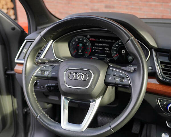 Серый Ауди Ку 5, объемом двигателя 1.98 л и пробегом 71 тыс. км за 34999 $, фото 29 на Automoto.ua