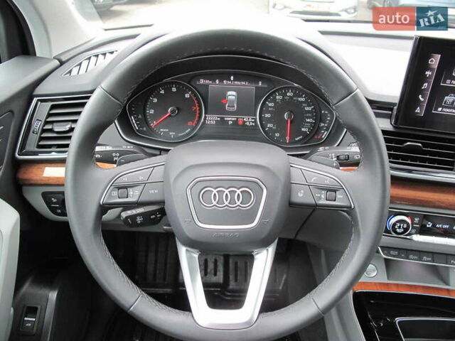 Серый Ауди Ку 5, объемом двигателя 1.98 л и пробегом 22 тыс. км за 44500 $, фото 60 на Automoto.ua