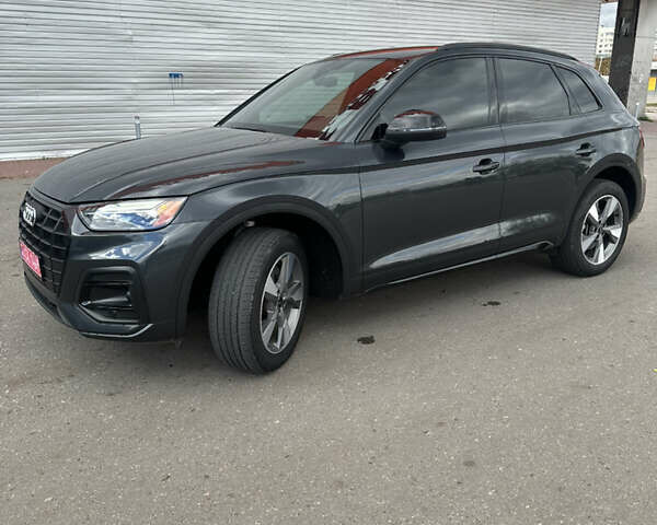 Ауди Ку 5 2023 в Харькове на Automoto.ua Серый Ауди Ку 5, объемом двигателя 1.98 л и пробегом 35 тыс. км за 36700 $, фото 11 на Automoto.ua