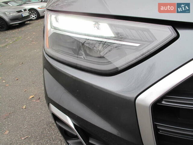 Серый Ауди Ку 5, объемом двигателя 1.98 л и пробегом 22 тыс. км за 44500 $, фото 12 на Automoto.ua