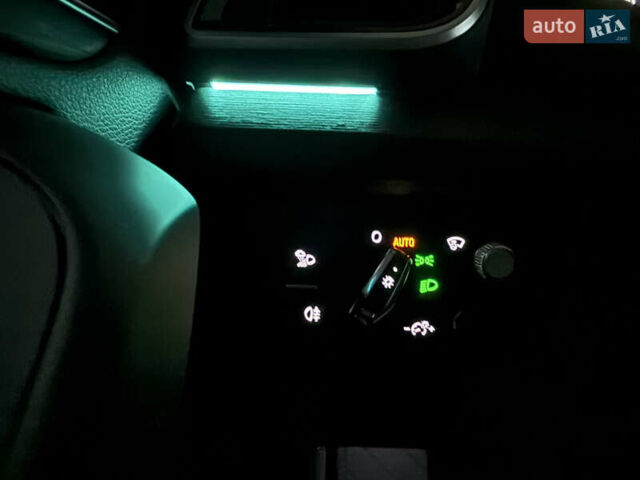 Сірий Ауді Ку 5, об'ємом двигуна 1.98 л та пробігом 1 тис. км за 59500 $, фото 45 на Automoto.ua