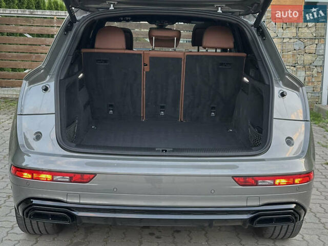 Серый Ауди Ку 5, объемом двигателя 2 л и пробегом 18 тыс. км за 36999 $, фото 102 на Automoto.ua