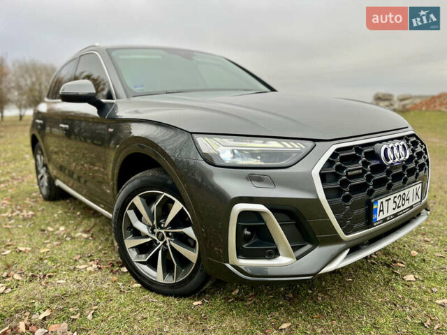 Сірий Ауді Ку 5, об'ємом двигуна 2 л та пробігом 20 тис. км за 44300 $, фото 2 на Automoto.ua