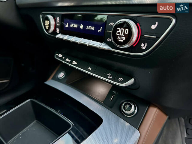 Серый Ауди Ку 5, объемом двигателя 2 л и пробегом 18 тыс. км за 36999 $, фото 96 на Automoto.ua