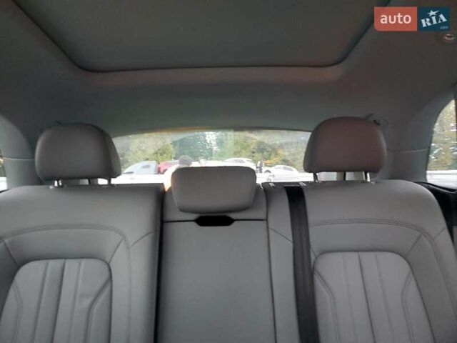 Серый Ауди Ку 5, объемом двигателя 1.98 л и пробегом 45 тыс. км за 15000 $, фото 9 на Automoto.ua