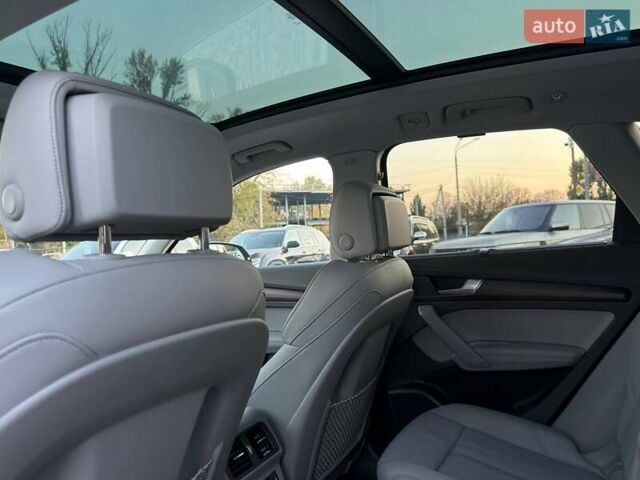 Ауди Ку 5 2023 в Харькове на Automoto.ua Серый Ауди Ку 5, объемом двигателя 1.98 л и пробегом 6 тыс. км за 58500 $, фото 34 на Automoto.ua