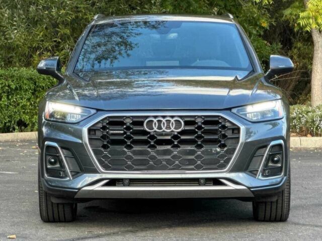 Серый Ауди Ку 5, объемом двигателя 2 л и пробегом 20 тыс. км за 25200 $, фото 1 на Automoto.ua