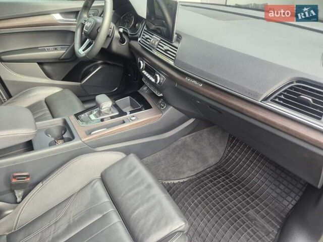 Серый Ауди Ку 5, объемом двигателя 0 л и пробегом 54 тыс. км за 34900 $, фото 20 на Automoto.ua