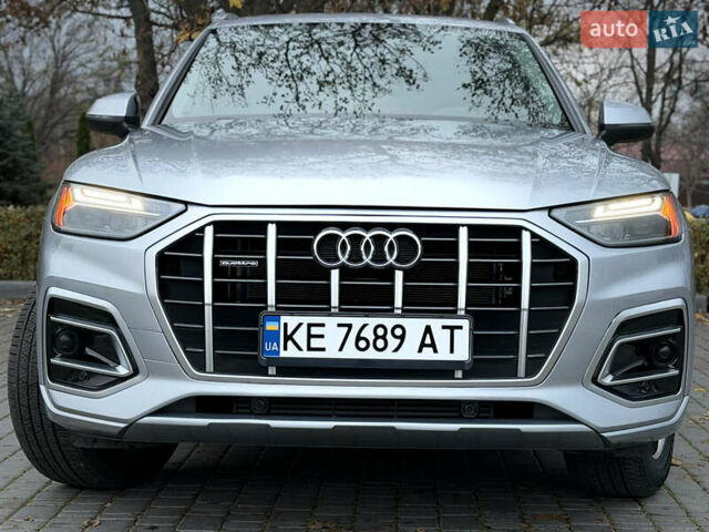 Сірий Ауді Ку 5, об'ємом двигуна 1.98 л та пробігом 43 тис. км за 33999 $, фото 3 на Automoto.ua