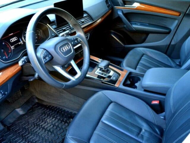 Сірий Ауді Ку 5, об'ємом двигуна 2 л та пробігом 29 тис. км за 15600 $, фото 8 на Automoto.ua