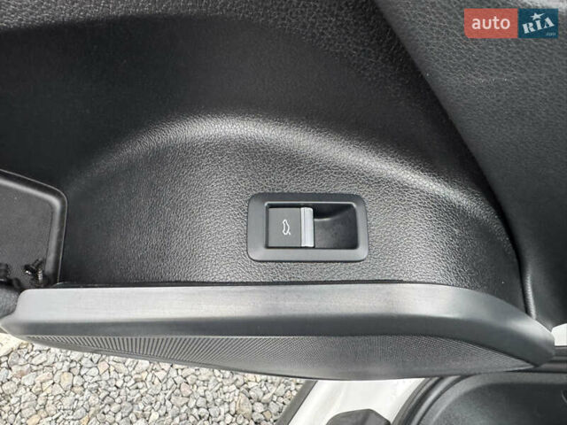 Серый Ауди Ку 5, объемом двигателя 2 л и пробегом 25 тыс. км за 38500 $, фото 9 на Automoto.ua